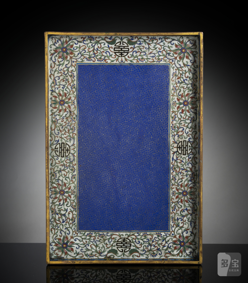A rare rectangular cloisonné tray with lotus and shou characters - 图2